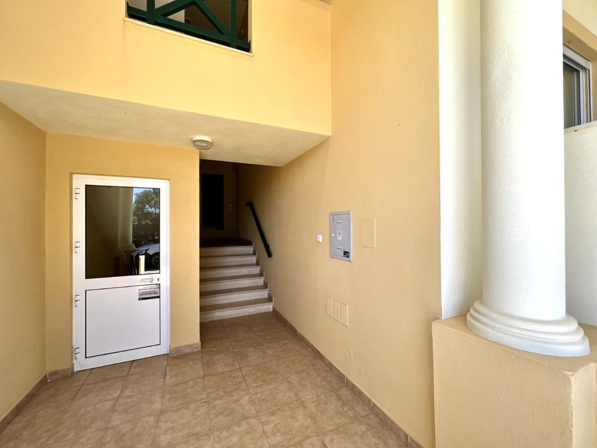Albufeira Valley 2 With Pool By Homing Exterior photo